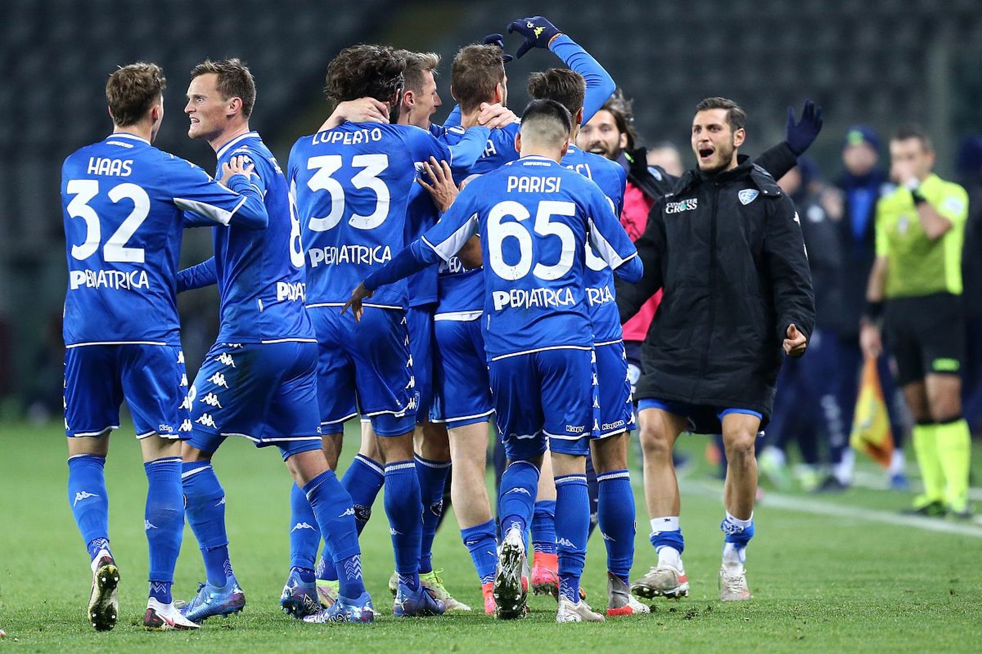 瞩目的胜利 瞩目的胜利